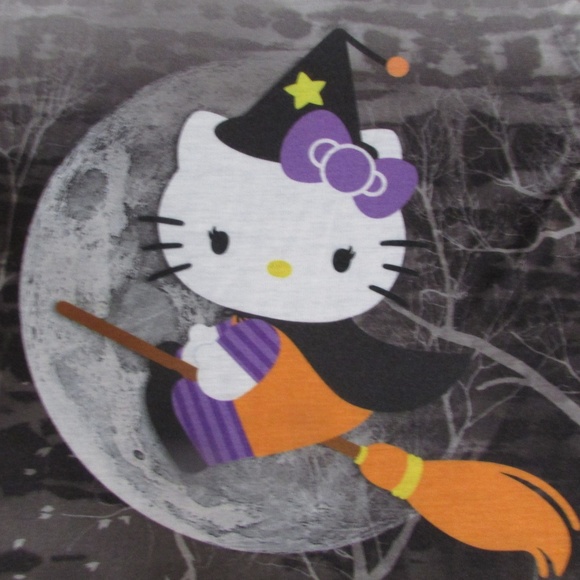Junior's Hello Kitty Halloween Witch T-Shirt - Picture 2 of 4